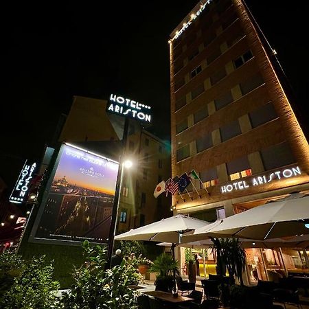 Hotel Ariston Milan Bagian luar foto