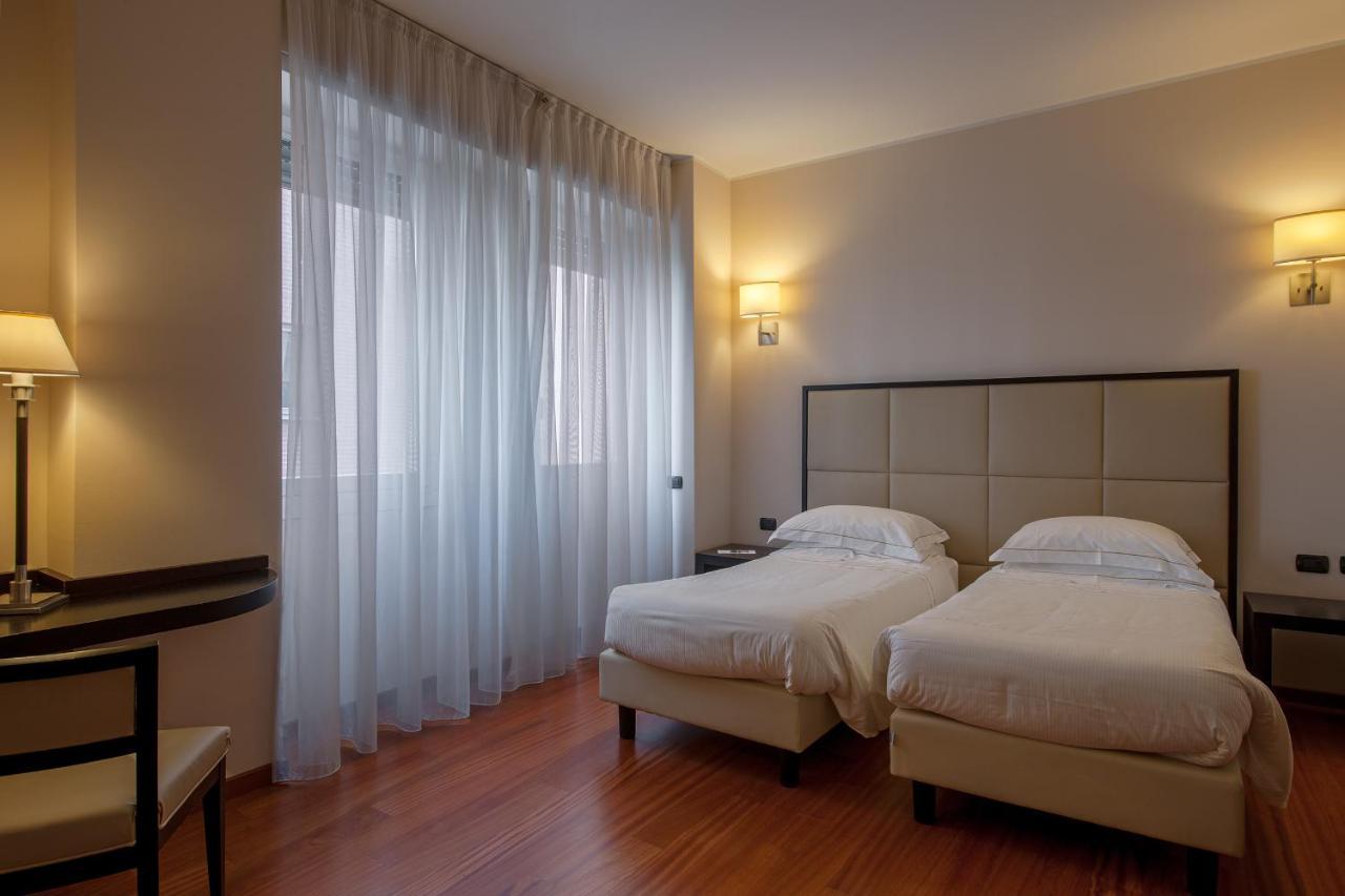 Hotel Ariston Milan Bagian luar foto
