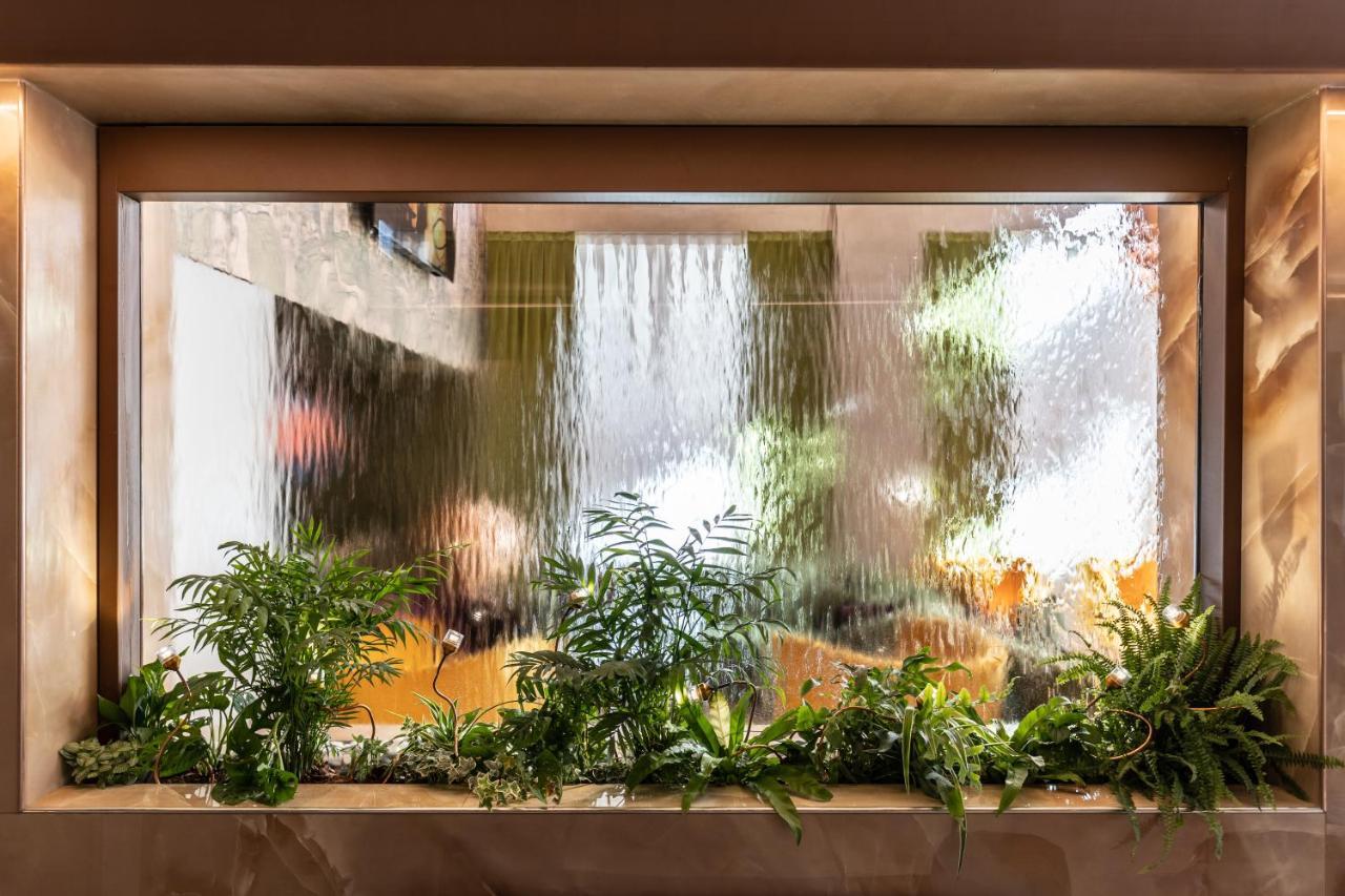 Hotel Ariston Milan Bagian luar foto