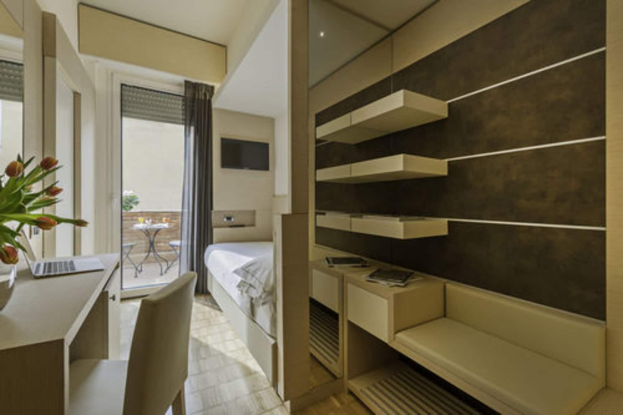 Hotel Ariston Milan Bagian luar foto